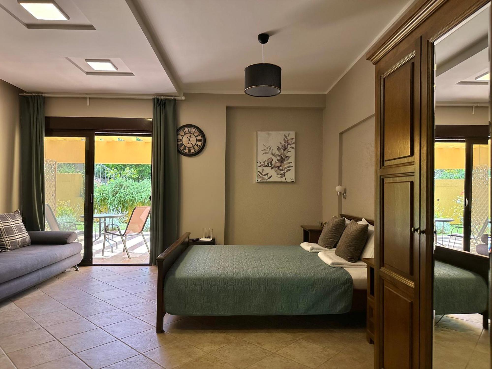 Villa Risan Apartments Buitenkant foto