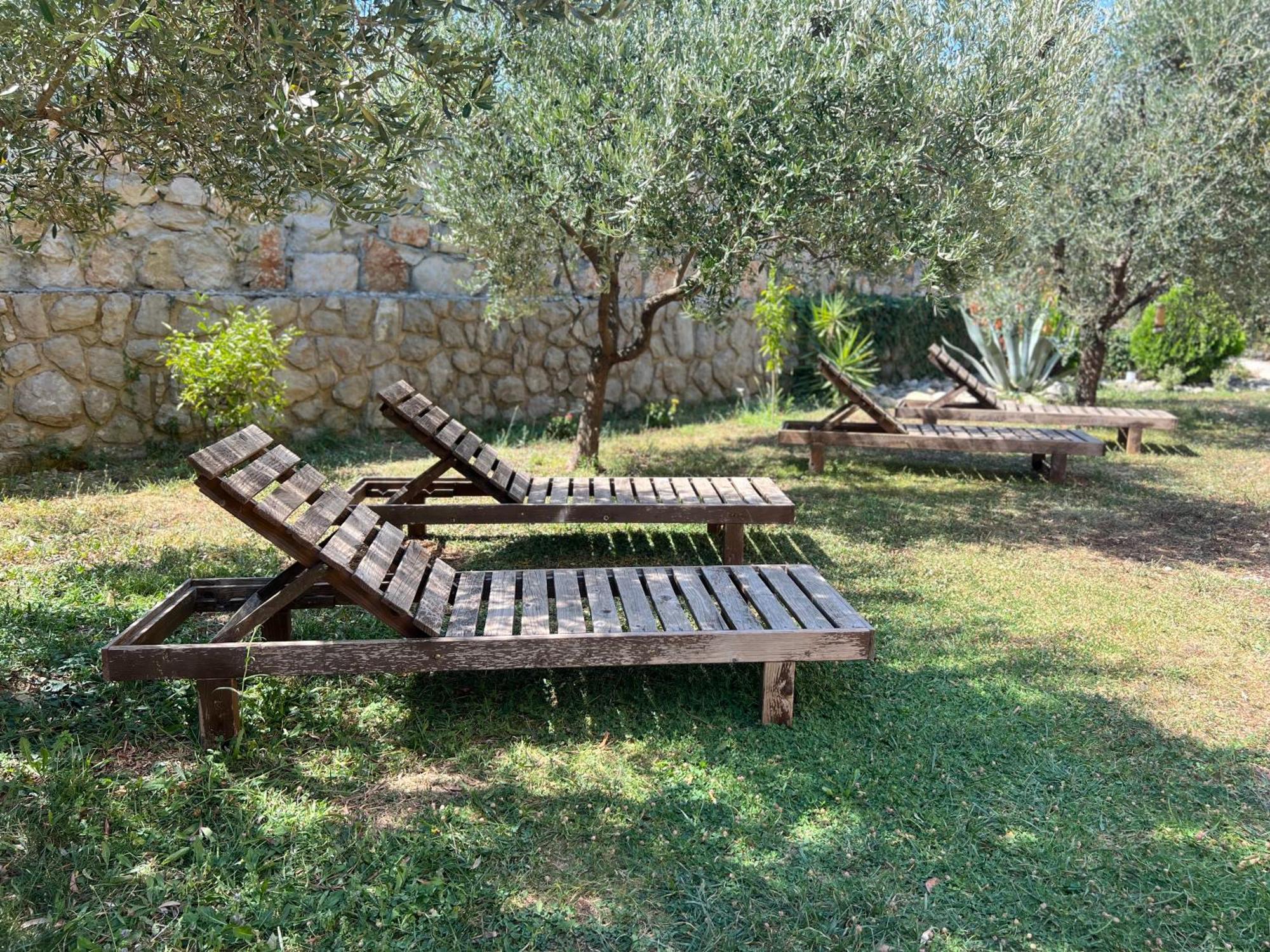 Villa Risan Apartments Buitenkant foto